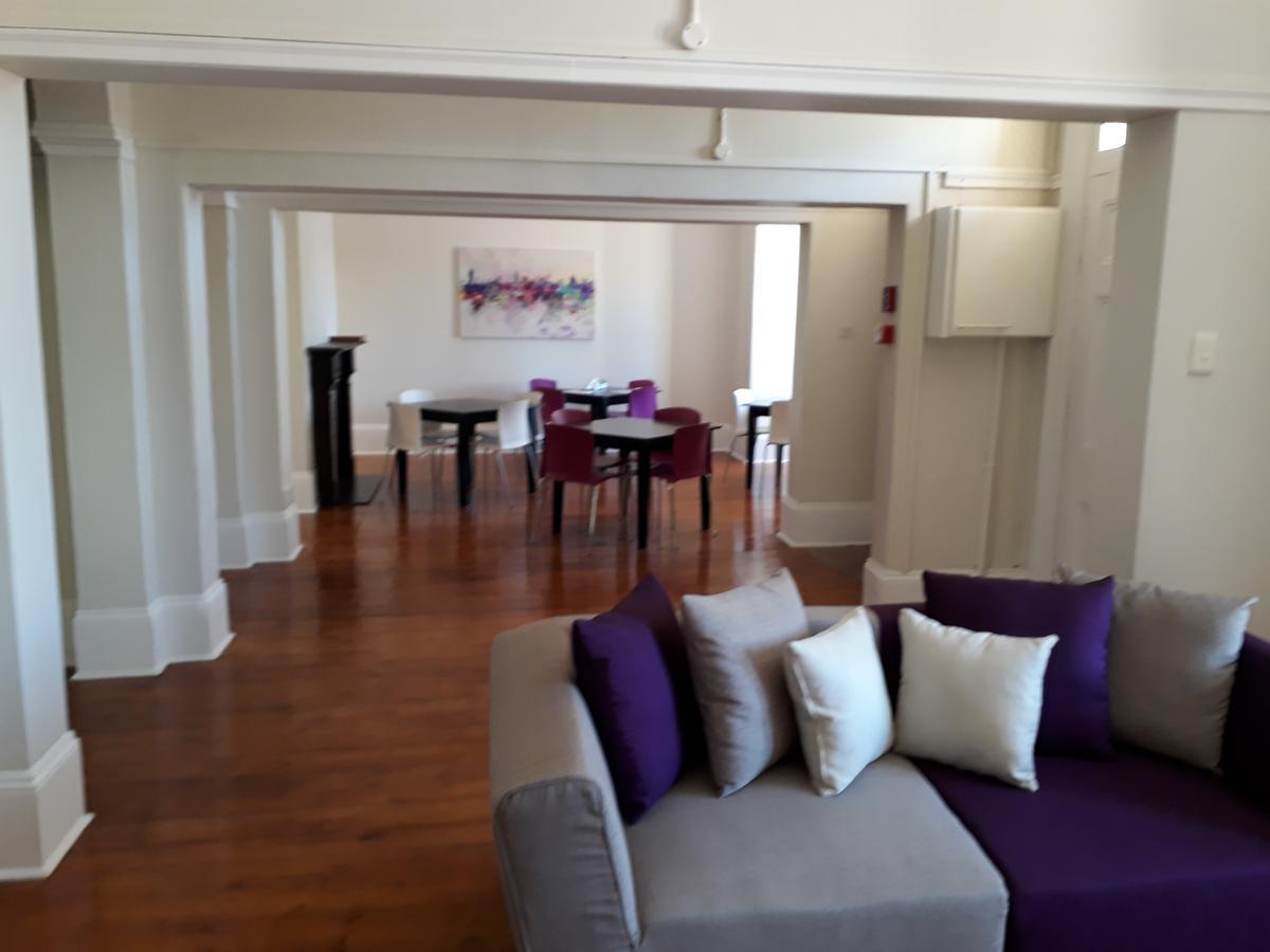 The Vic Hotel ポート・エリザベス エクステリア 写真